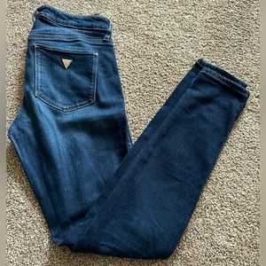 👖Dark Denim Guess Jeans - Sexy Curve Size 26
